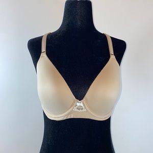 Soma Embraceable Signature PC Lace Racerback. Soft Tan/Ivory